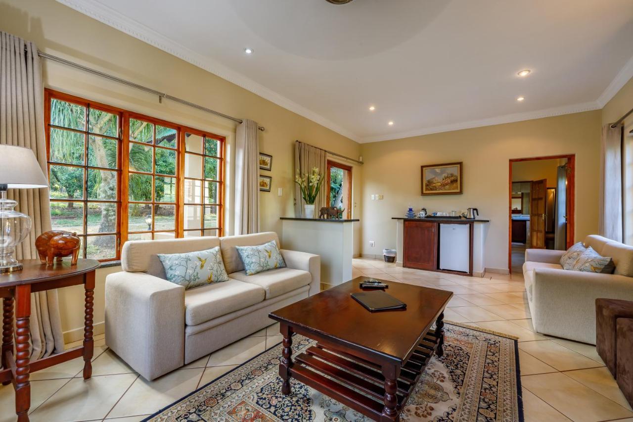 Country Lane Lodge White River Bagian luar foto